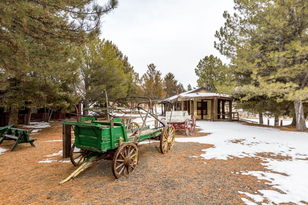 441 Spring Creek Pkwy, Spring Creek, NV 89815
